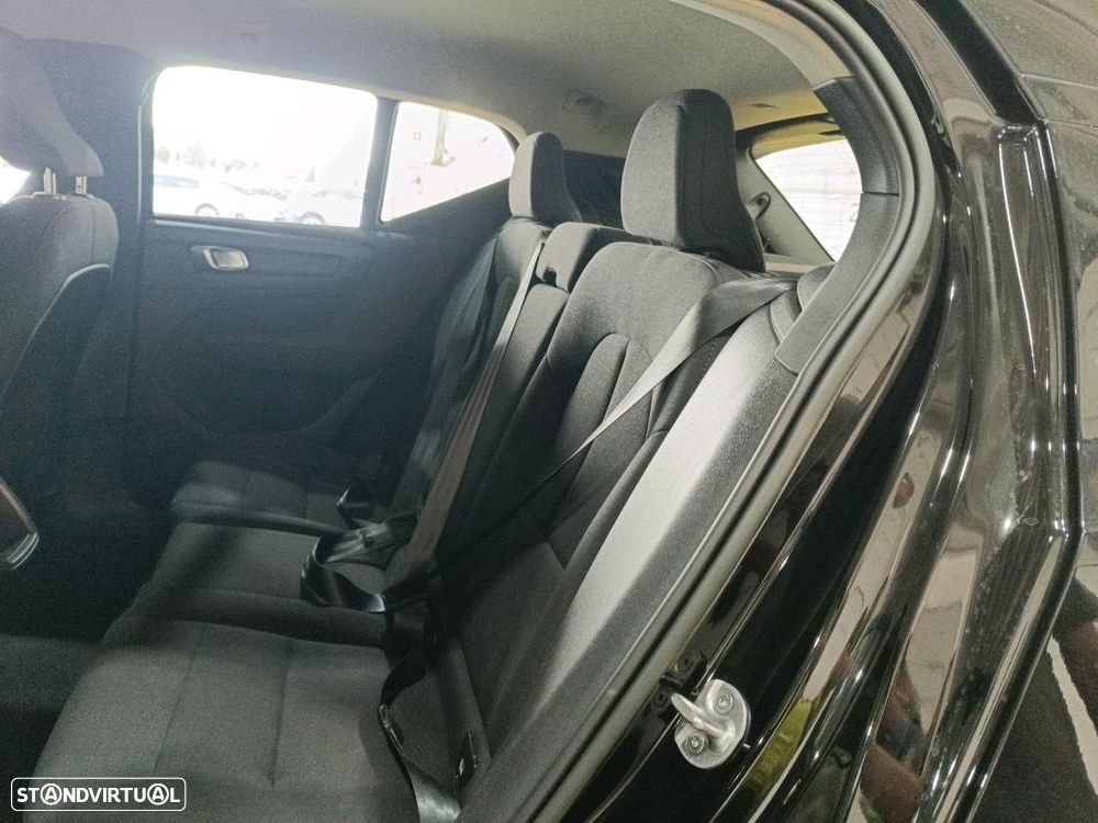 Volvo XC 40 1.5 T2 Essential Auto - 8