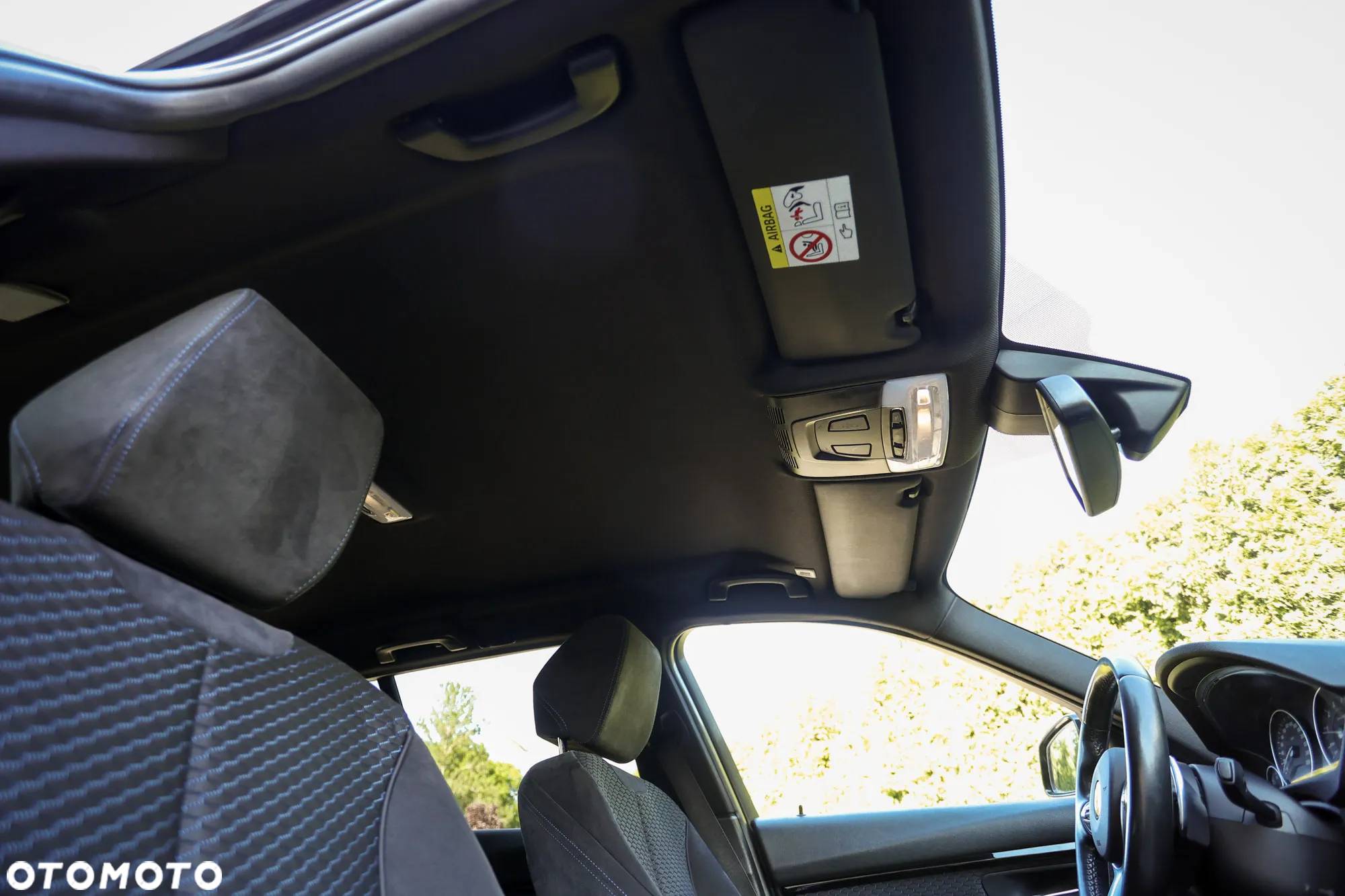 BMW Seria 3 330i Touring Edition M Sport Shadow - 31