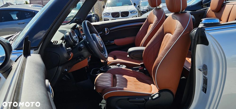 MINI John Cooper Works - 18
