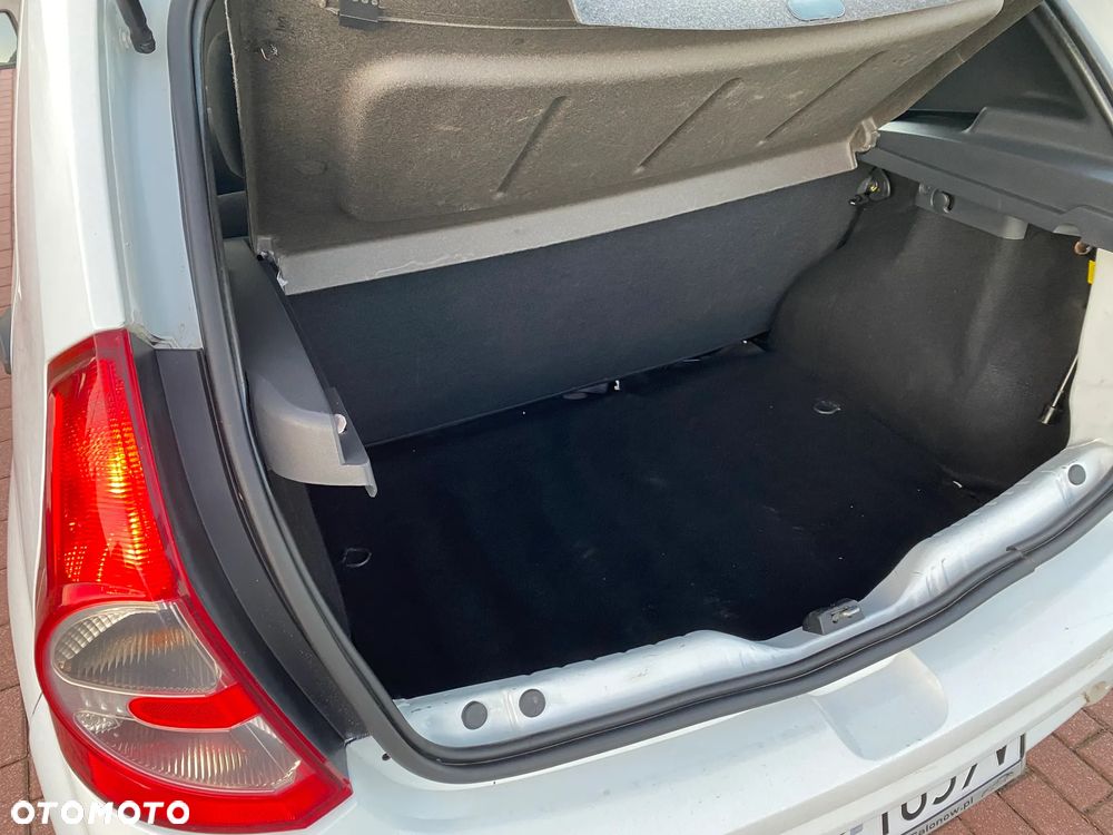 Dacia Sandero 1.2 16V Ambiance - 8