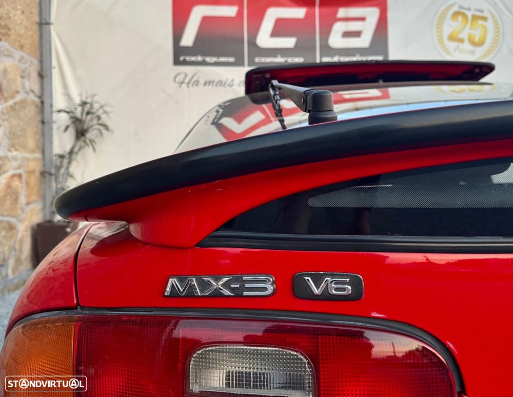 Mazda MX-3 - 24