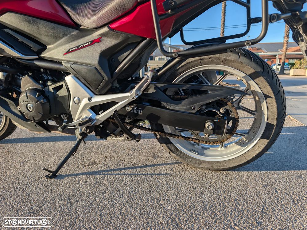 Honda NC750X - 8