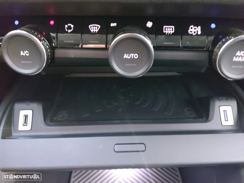 Citroën C4 X 1.2 PureTech Max EAT8 - 20