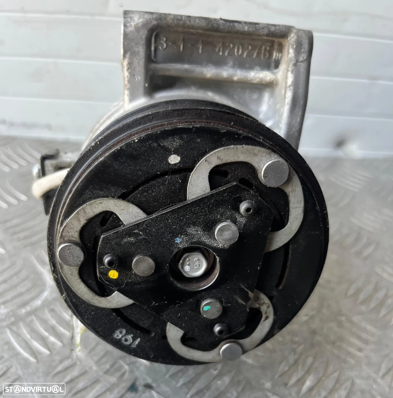 Compressor Ar Condicionado Dacia Duster 1.5 DCi Ref: 926001571R/T98082AE - 3