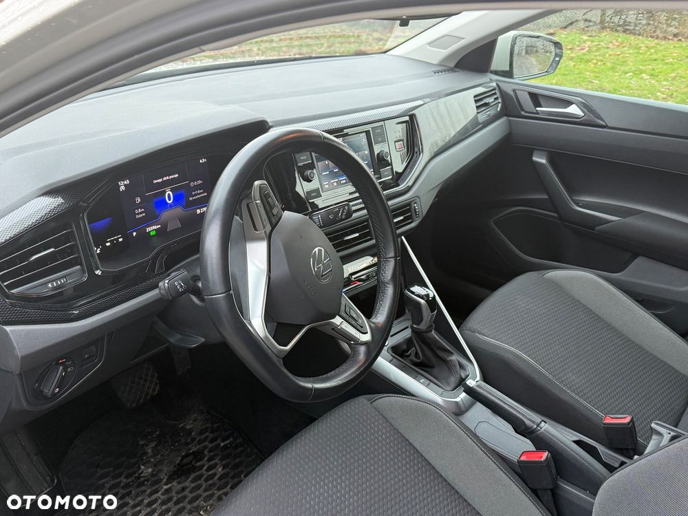 Volkswagen Polo 1.0 TSI Style DSG - 9