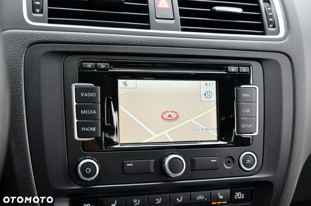 Volkswagen Jetta - 31