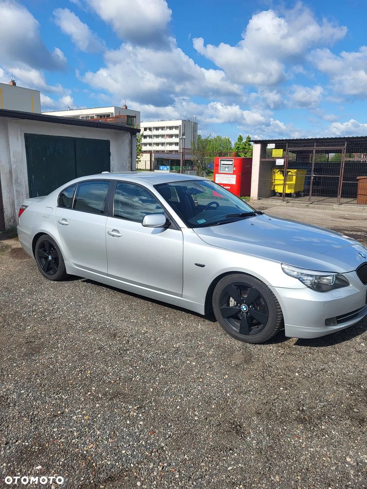 BMW Seria 5 530xi - 1