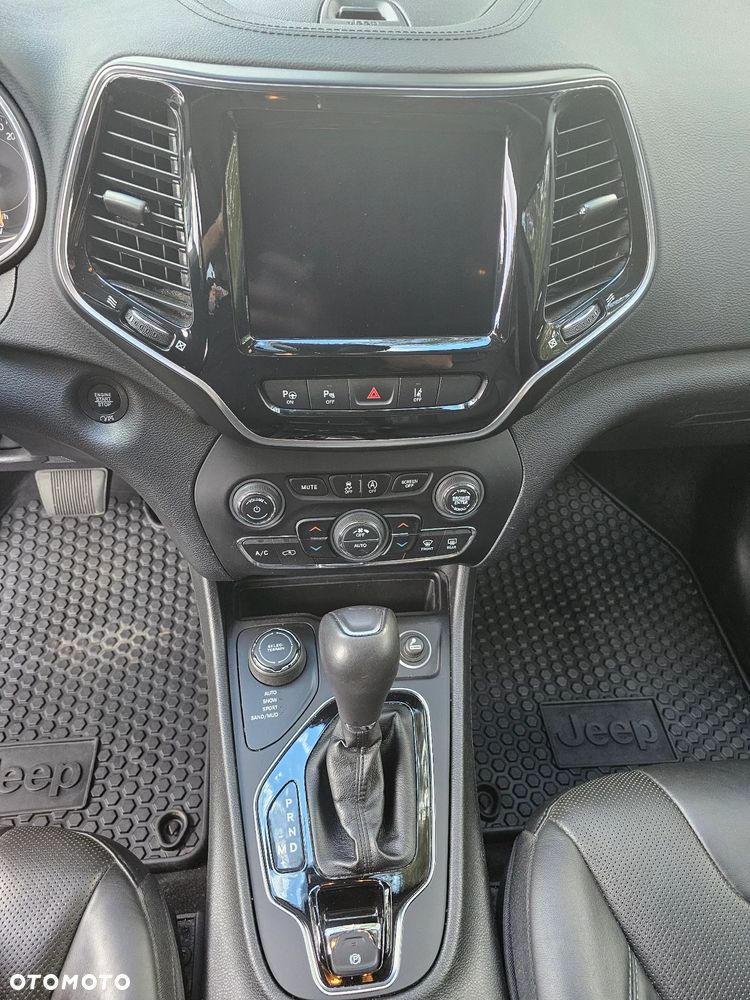 Jeep Cherokee 2.2 MJ II Active Drive I Automatik Overland - 27
