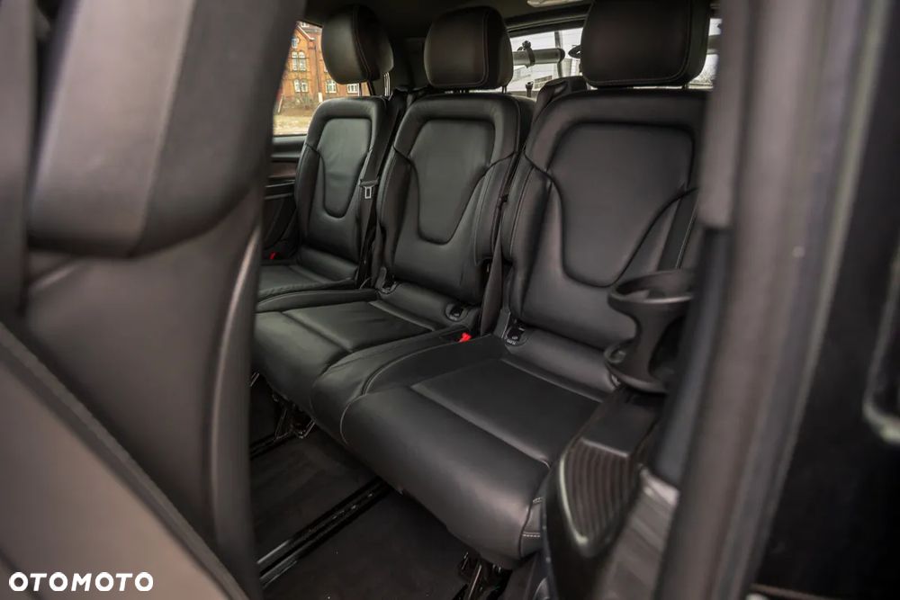 Mercedes-Benz Klasa V 300 d lang 9G-TRONIC Avantgarde Edition Edition 19 - 22