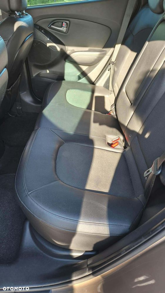 Hyundai ix35 1.6 2WD Fifa World Cup Edition - 13