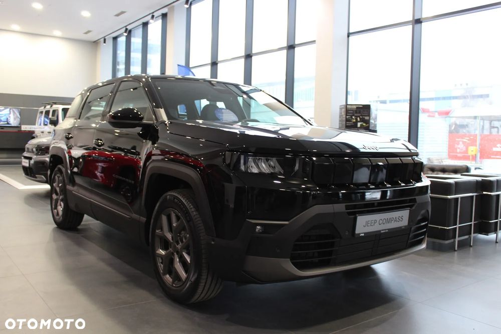 Jeep Compass 1.2 T3 mHEV Altitude FWD DCT - 11