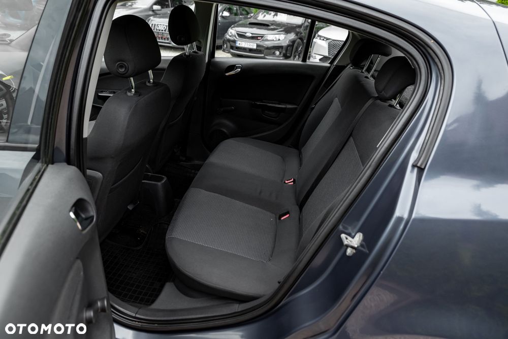 Opel Corsa 1.2 16V Cosmo - 22