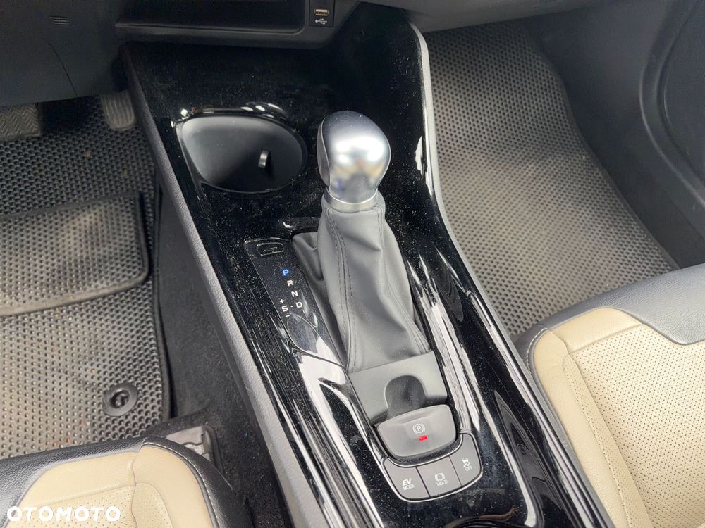Toyota C-HR 2.0 Hybrid Premiere Edition - 19