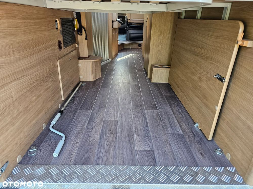Adria TWIN 600 LUX Zimowy Hak MAX doposażony - 21