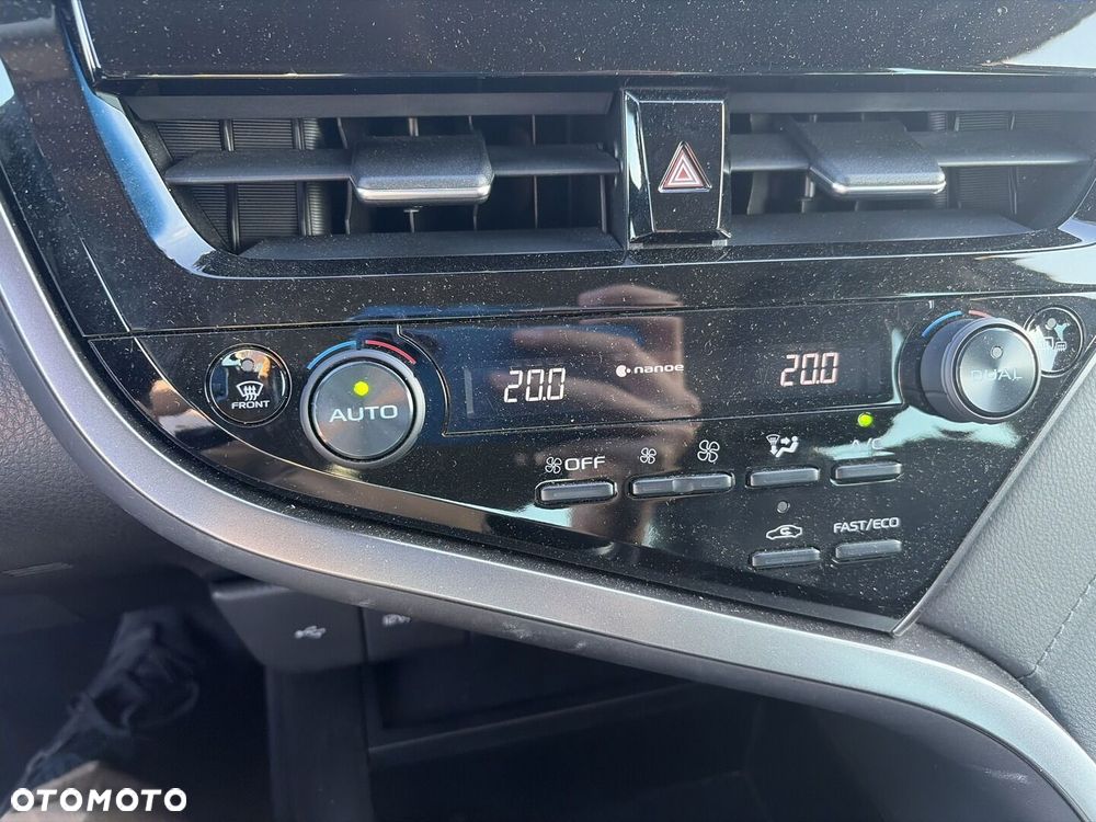 Toyota Camry 2023