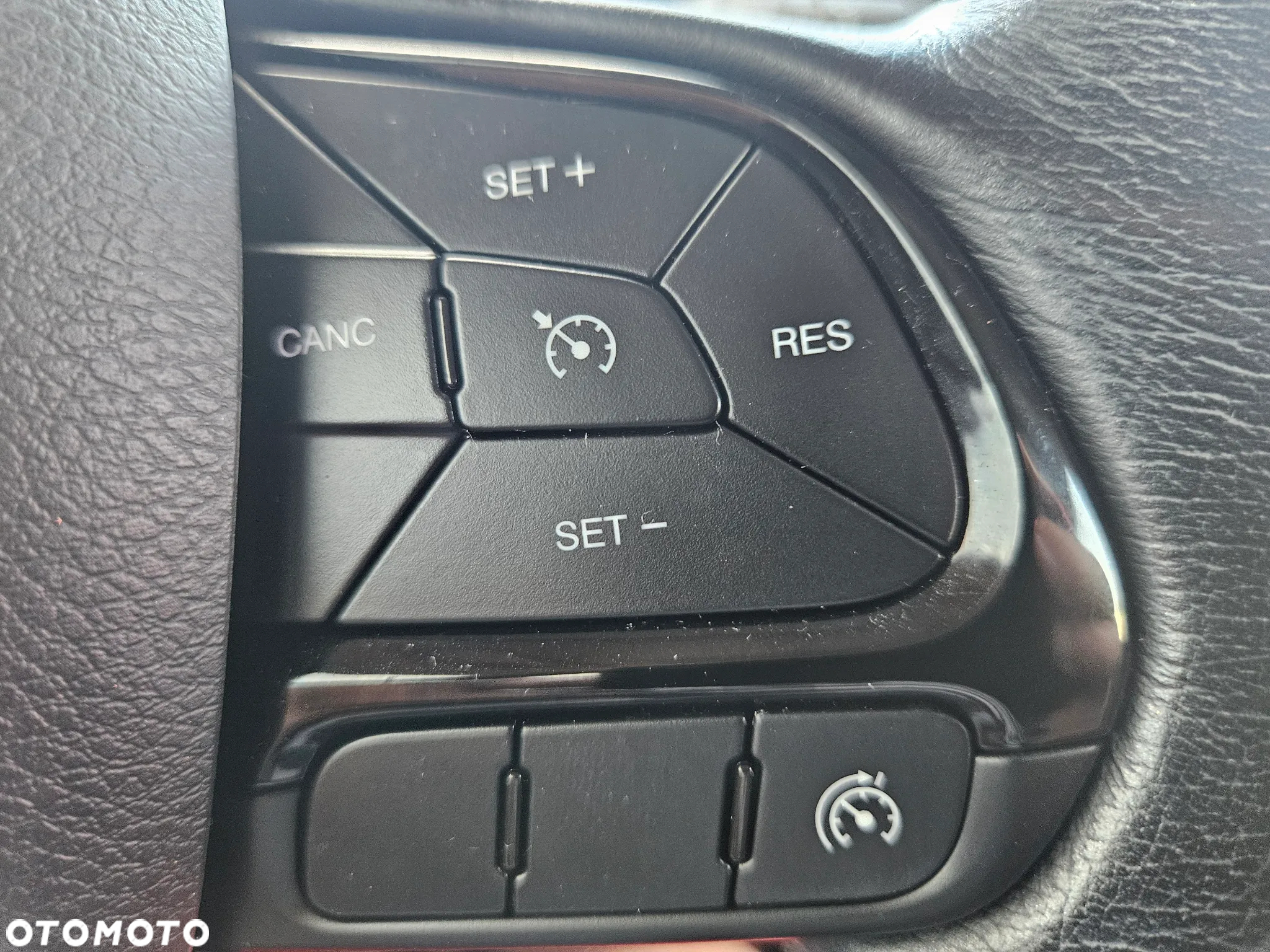 Jeep Renegade 1.4 MultiAir Limited FWD S&S - 15