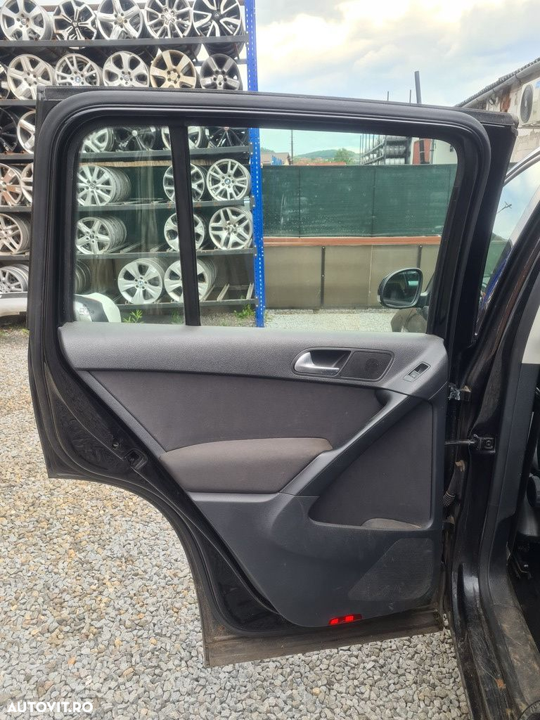 Usa Stanga Spate Volkswagen Tiguan 5N Facelift 2011 - 2015 SUV 5 Usi NEGRU LC9X (1253) - 2