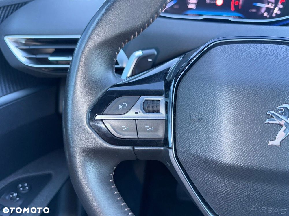 Peugeot 3008 1.5 BlueHDi Active Pack S&S EAT8 - 23