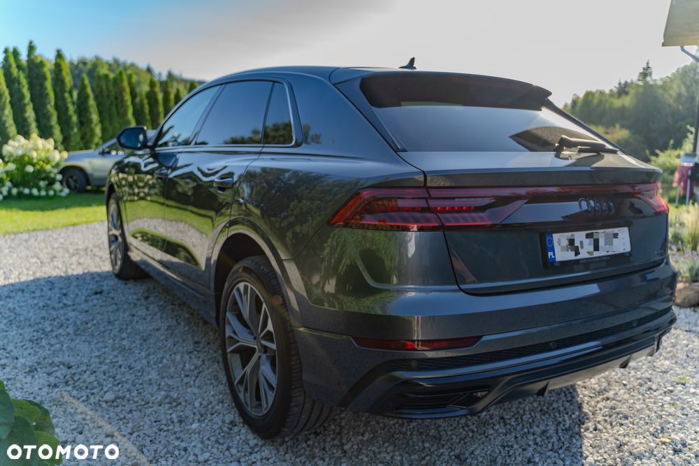 Audi Q8 - 6