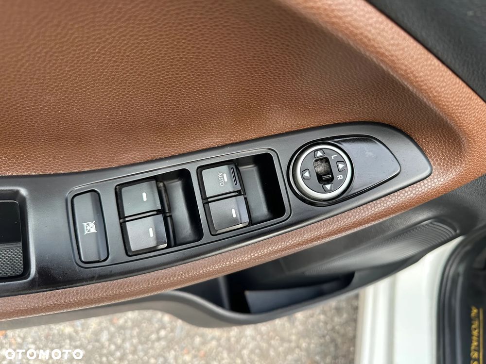 Hyundai i20 1.2 Elegant - 10