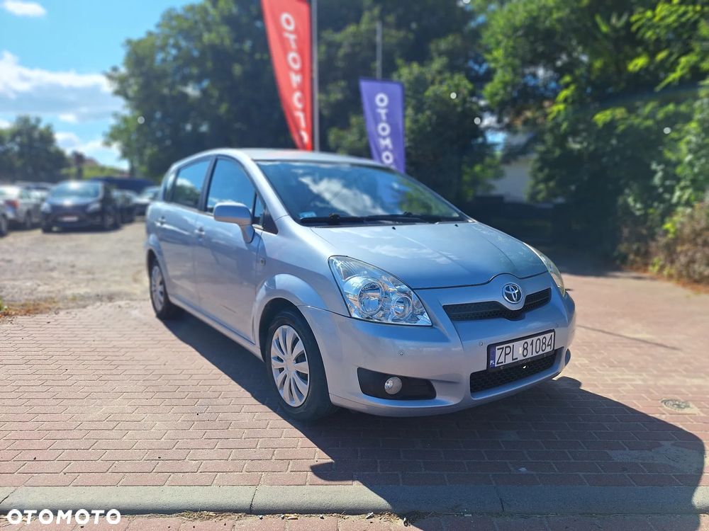 Toyota Corolla Verso - 6