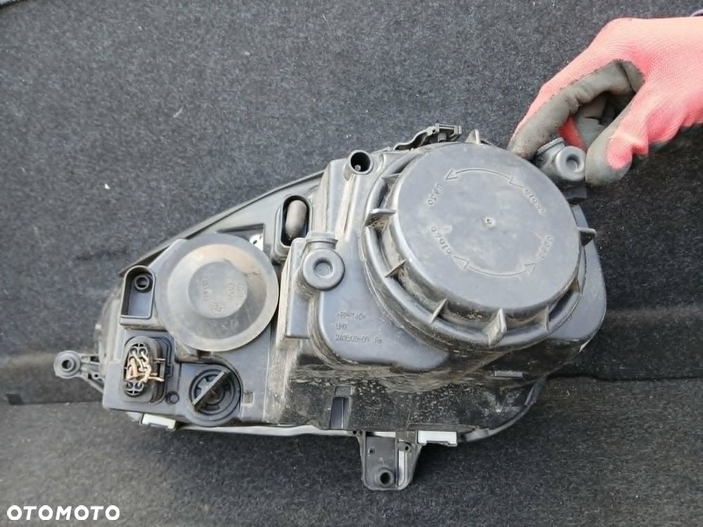 Volkswagen Golf 5 V lampa przednia prawa, lewa - 5