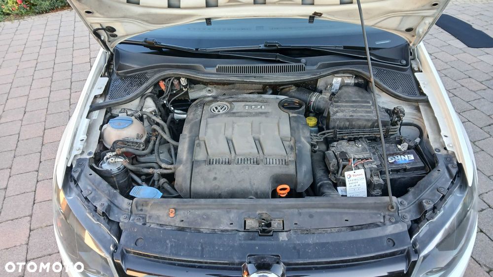 Volkswagen Polo - 7