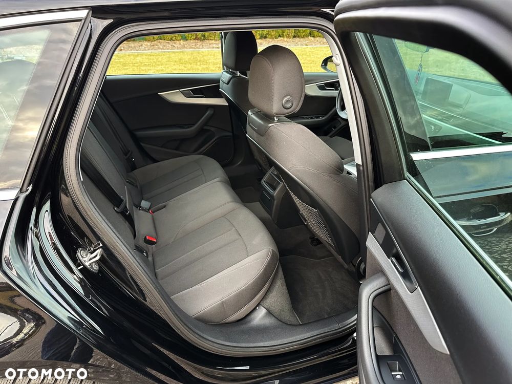 Audi A4 Avant 2.0 TFSI ultra S tronic - 31