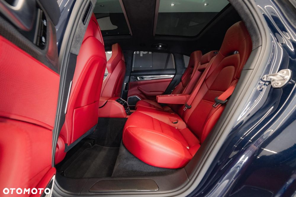 Porsche Panamera - 15