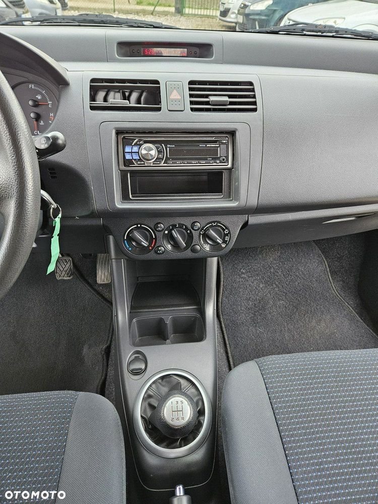 Suzuki Swift - 14