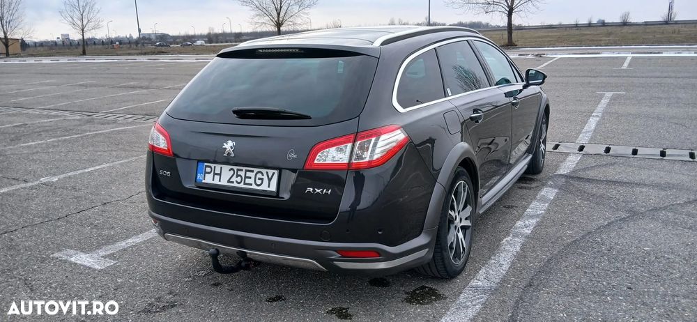 Peugeot 508 RXH Hybrid4 - 8