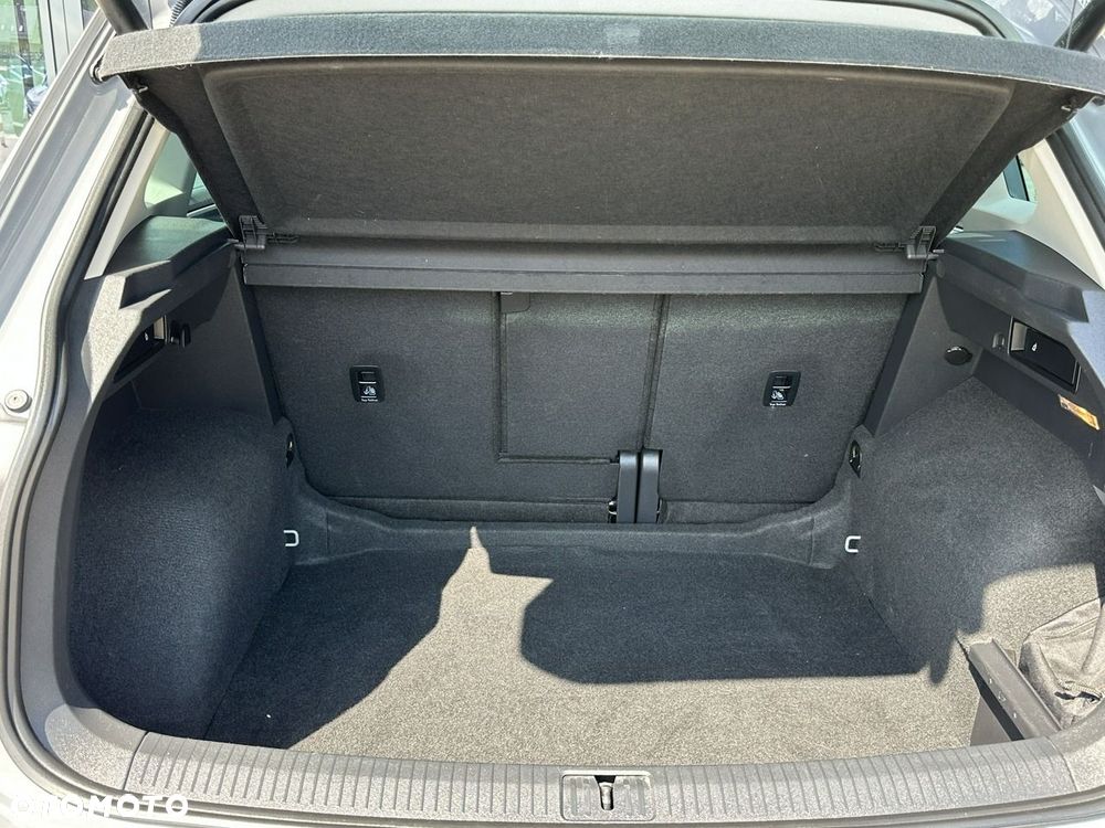 Volkswagen Tiguan 1.5 TSI OPF ACTIVE - 33