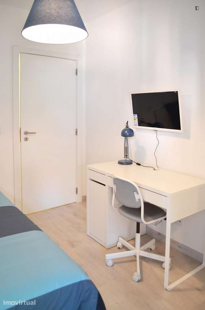 Quarto - localizado em Oeiras Lisbon - Grande imagem: 5/10