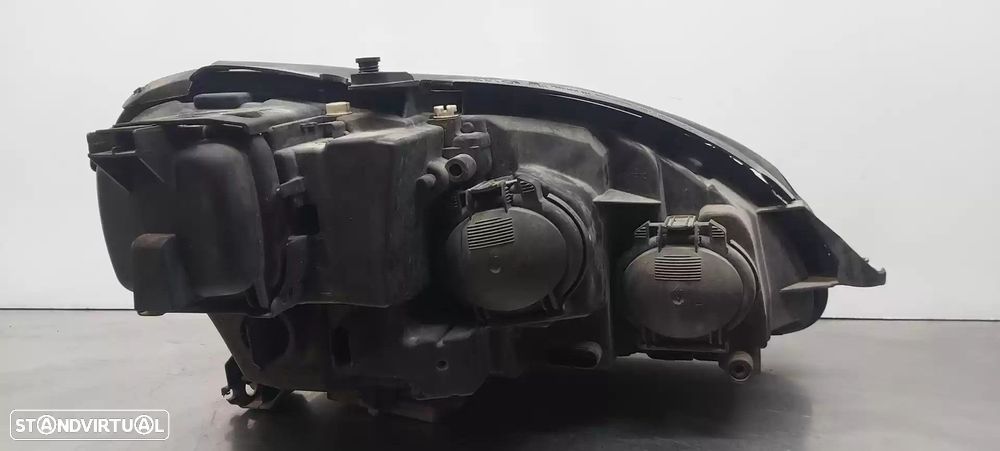 FAROL ESQUERDO MERCEDES-BENZ CLASSE S 2022 -A2208204361 - 1