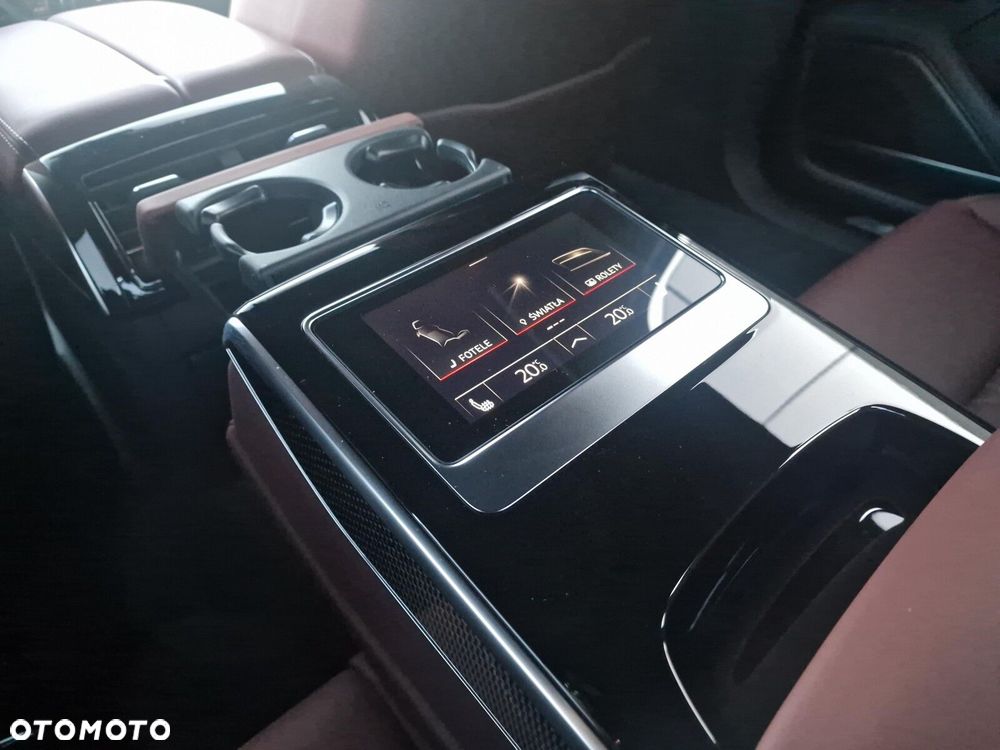 Audi S8 - 26