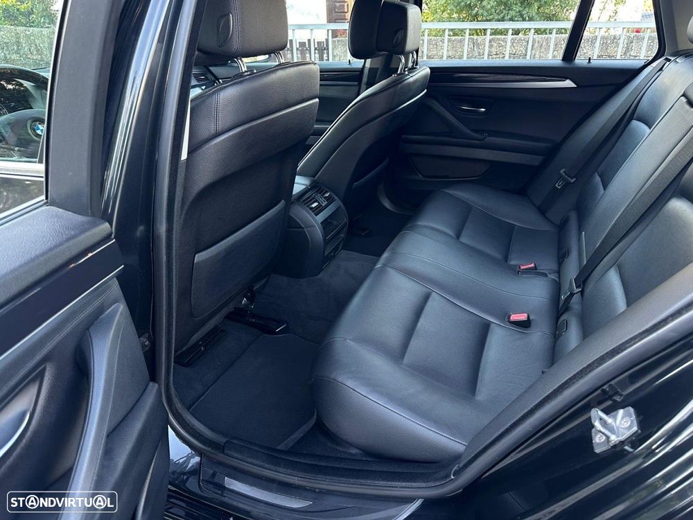 BMW 520 d Auto - 38