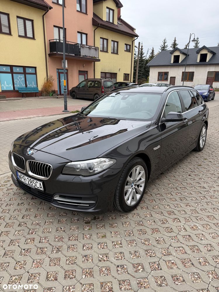 BMW 5 Series 2015 photo 2