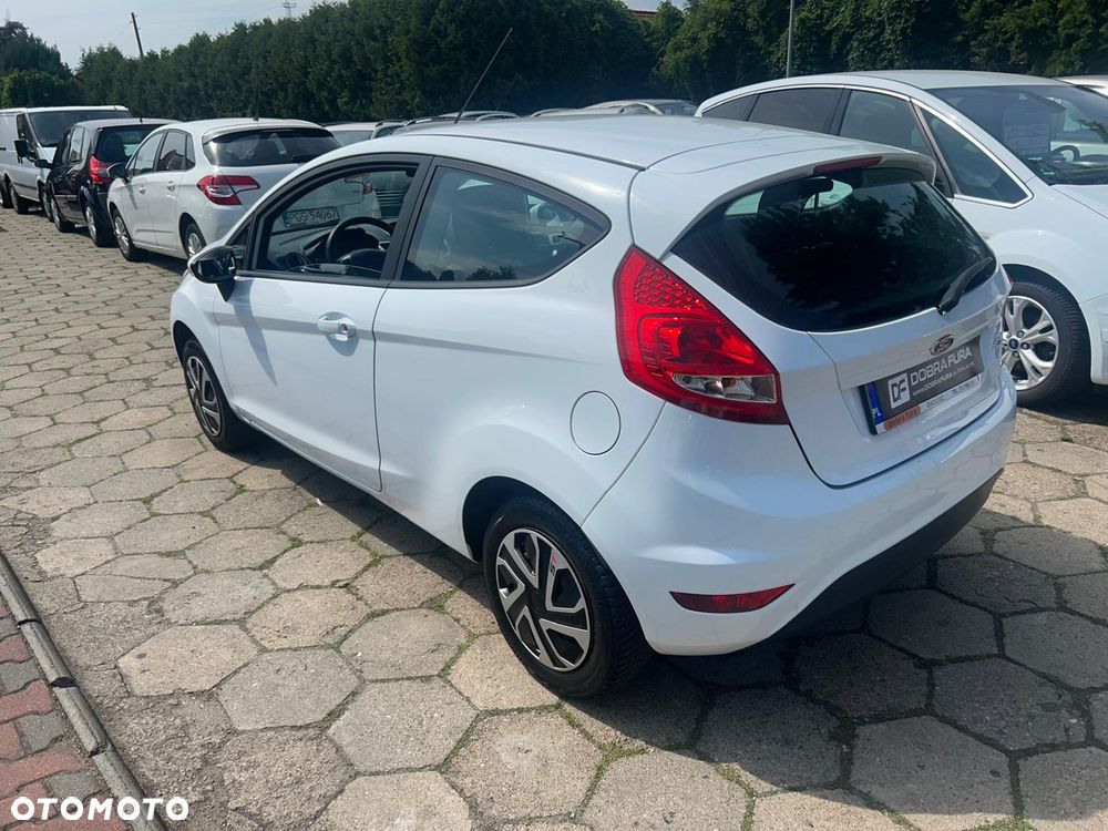 Ford Fiesta 1.25 Trend Edition - 4