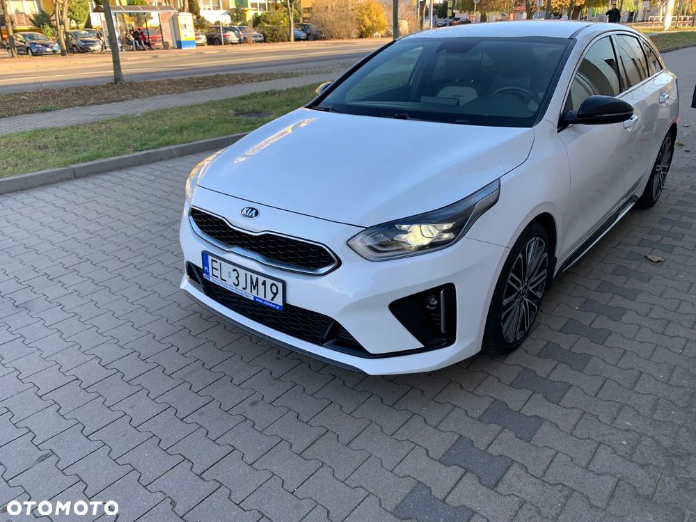 Kia ProCeed - 2