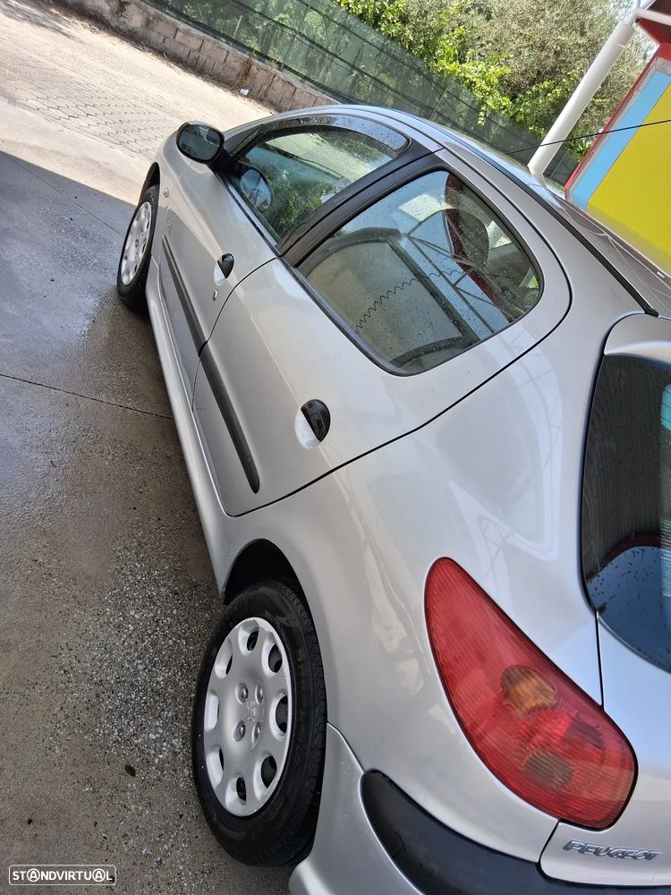 Peugeot 206 1.1 Look - 2