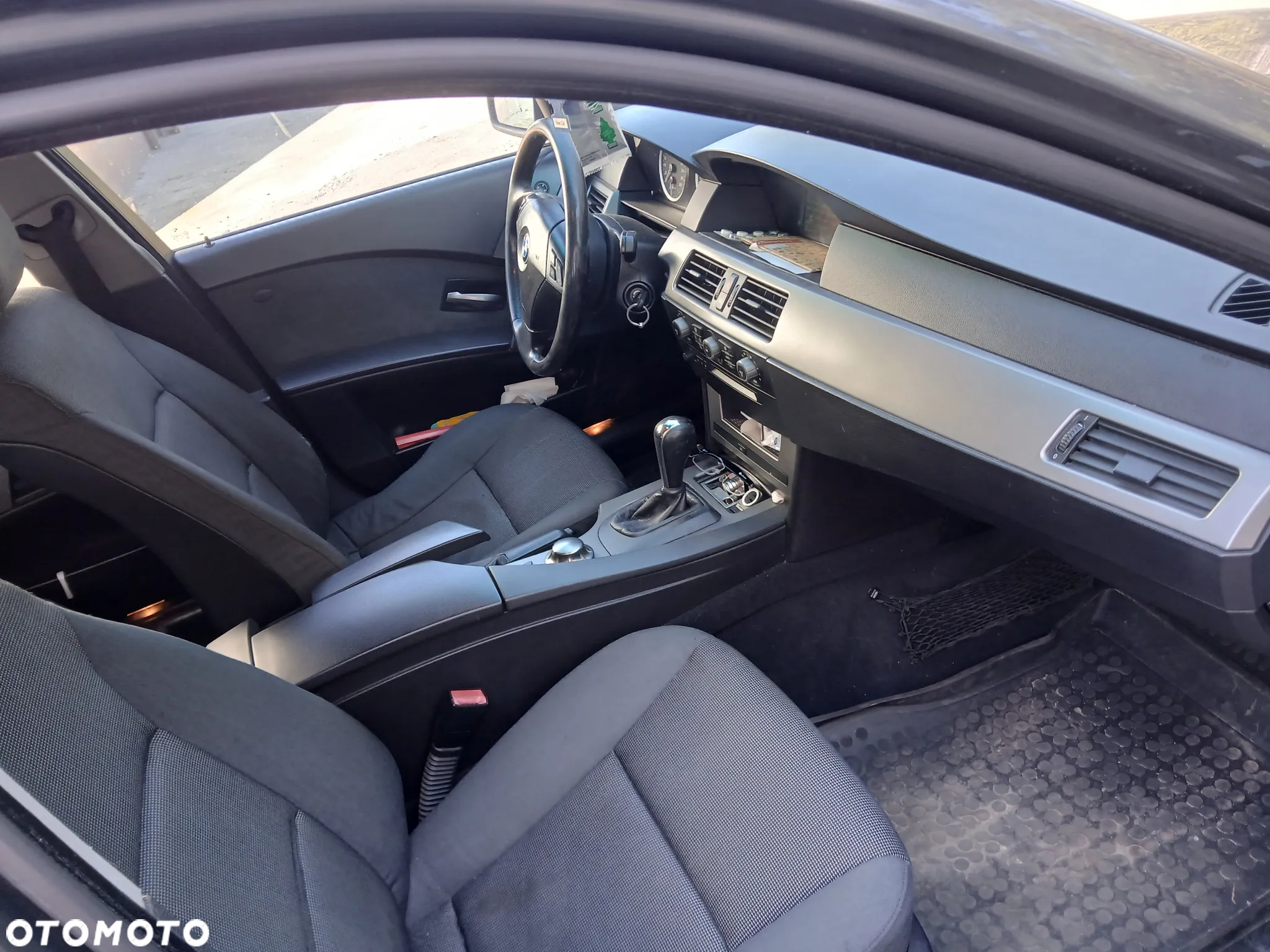 BMW Seria 5 525d Touring - 5
