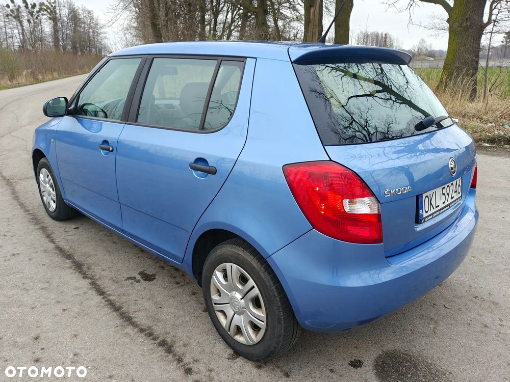 Skoda Fabia 1.2 HTP Active - 4