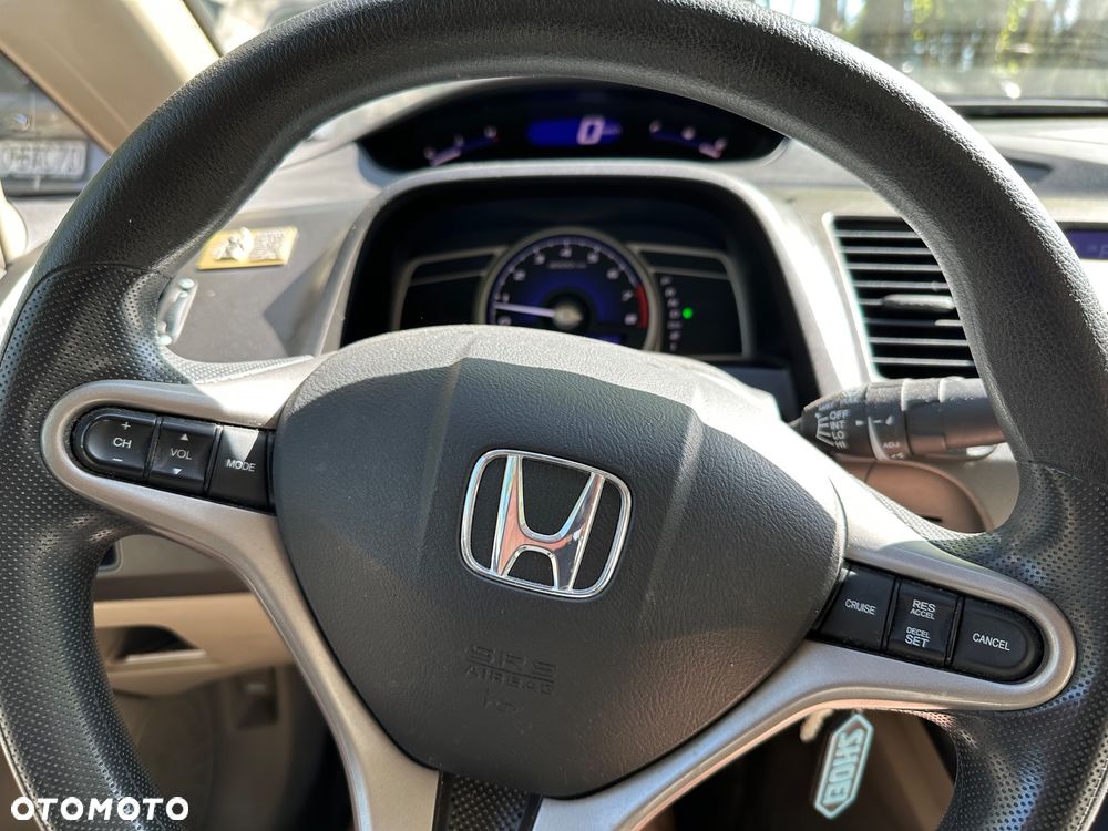Honda Civic 1.8 Executive - 8