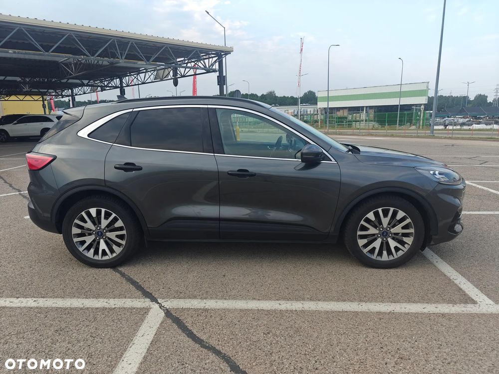 Ford Kuga 2.5 FHEV FWD Titanium - 3