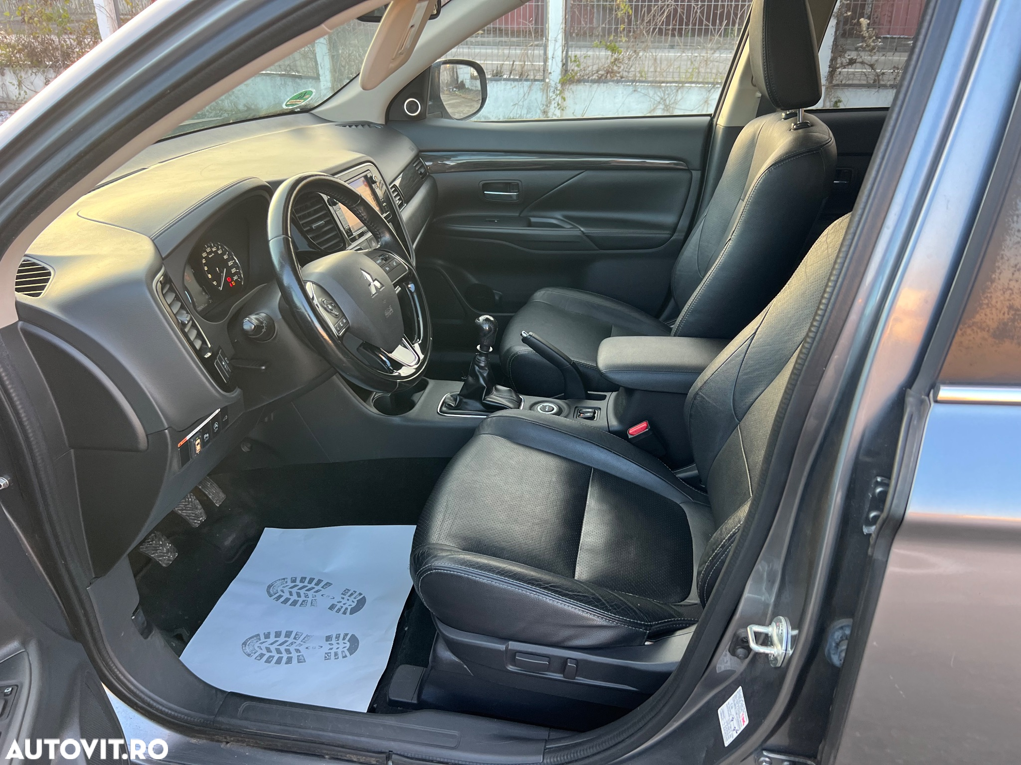 Mitsubishi Outlander 2.2 DI-D 4WD Intense - 6