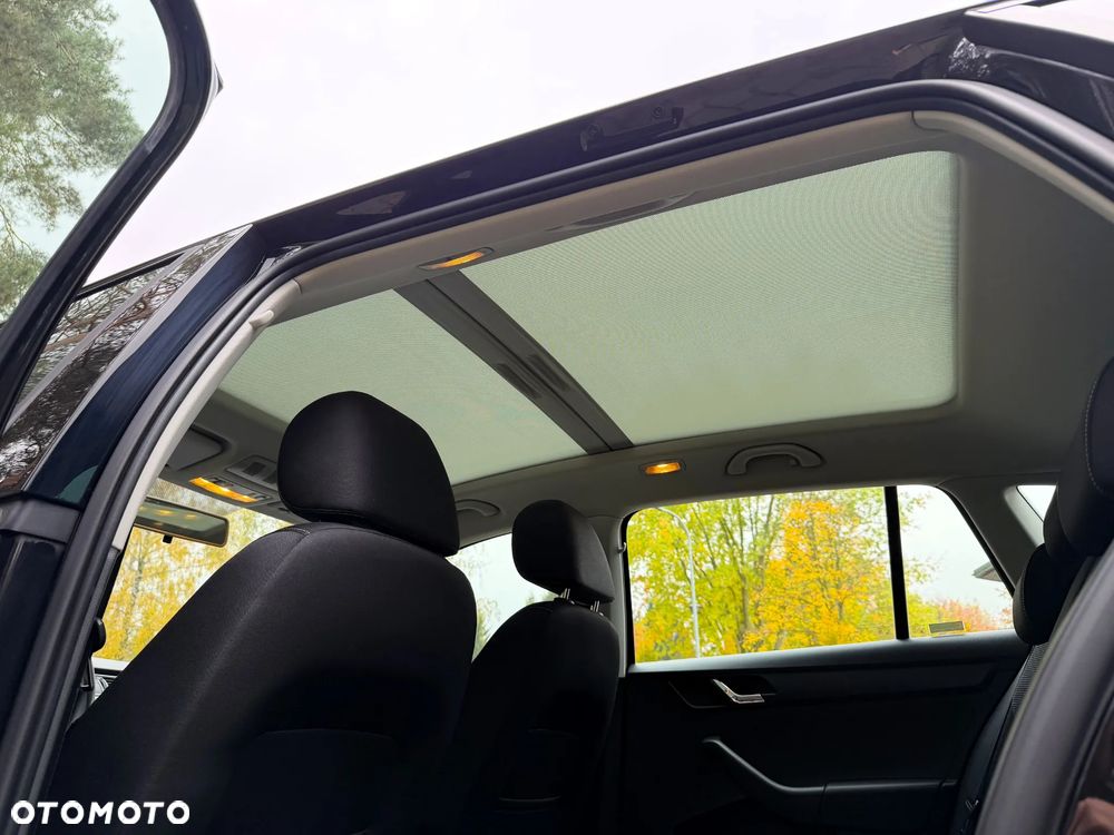 Skoda RAPID 1.4 TSI Edition DSG - 19