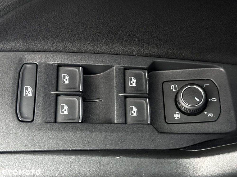 Volkswagen T-Cross 1.0 TSI Style DSG - 22