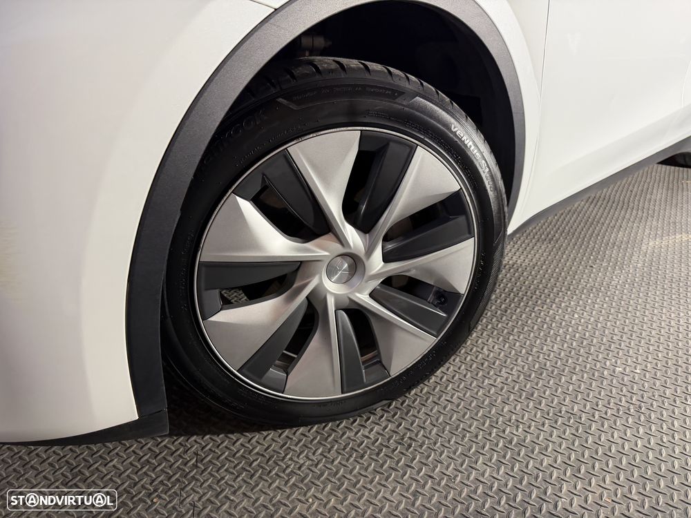 Tesla Model Y Standard - 6