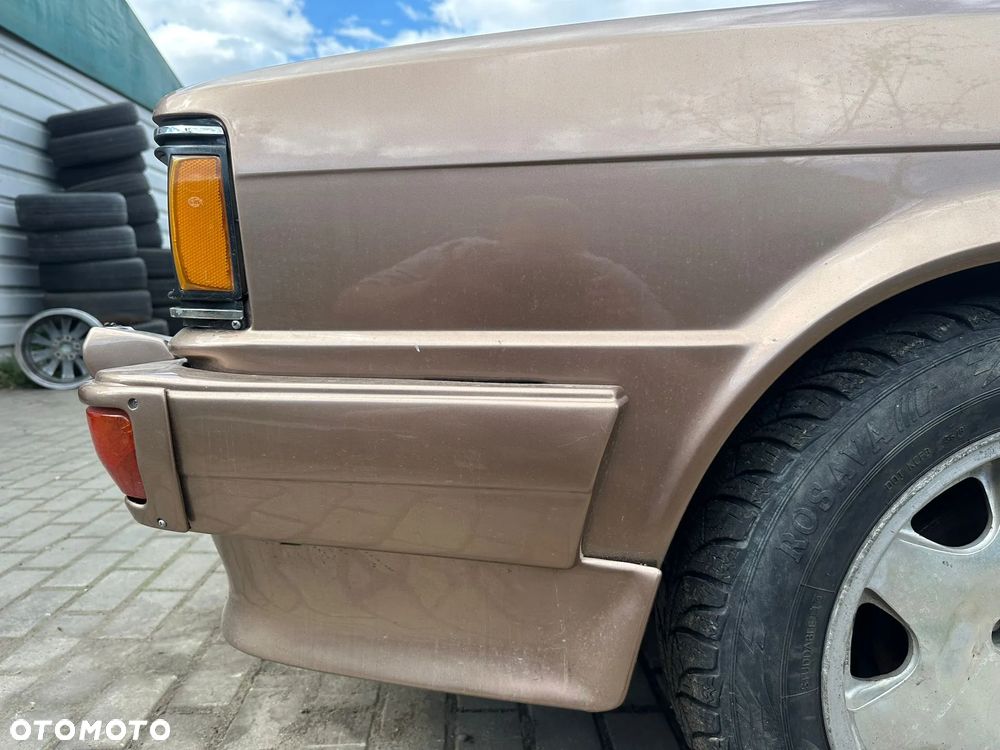 Audi 90 2.2 - 15