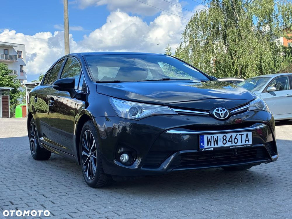 Toyota Avensis 2.0 D-4D Premium - 6